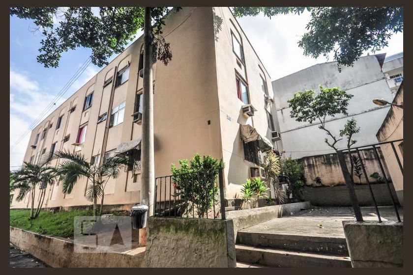 Alugue ou compre no Condomínio Solares do Imuta Taquara, Rio de