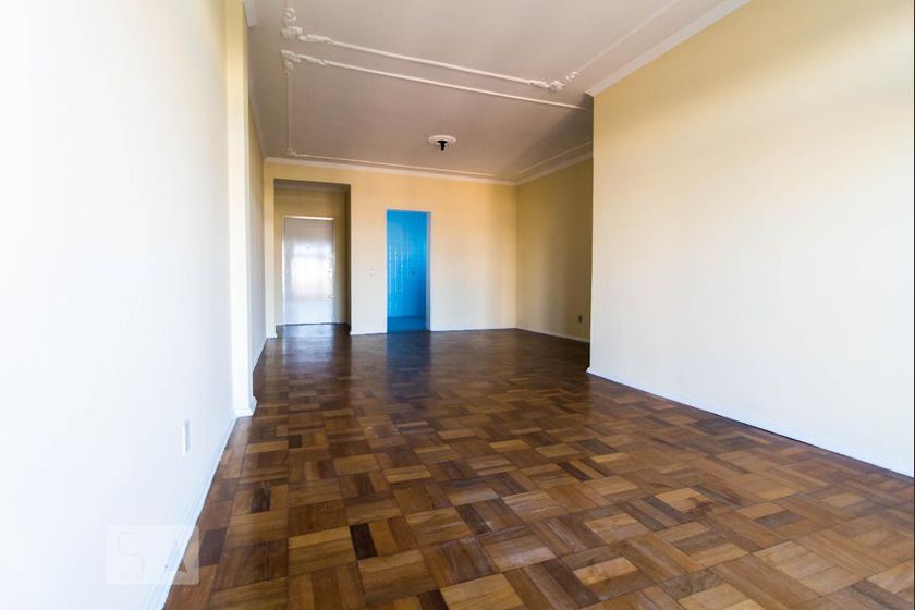 Apartamento para alugar com 3 quartos em Santana, Porto Alegre por R 1