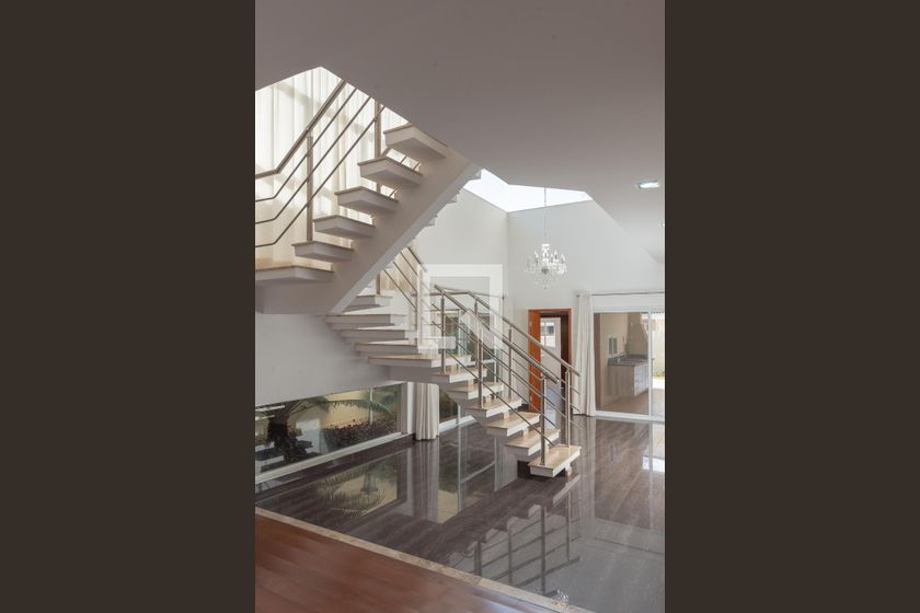 Casa à Venda - Swiss Park, 4 Quartos,  265 m2 em , Campinas - sp | SoloBR