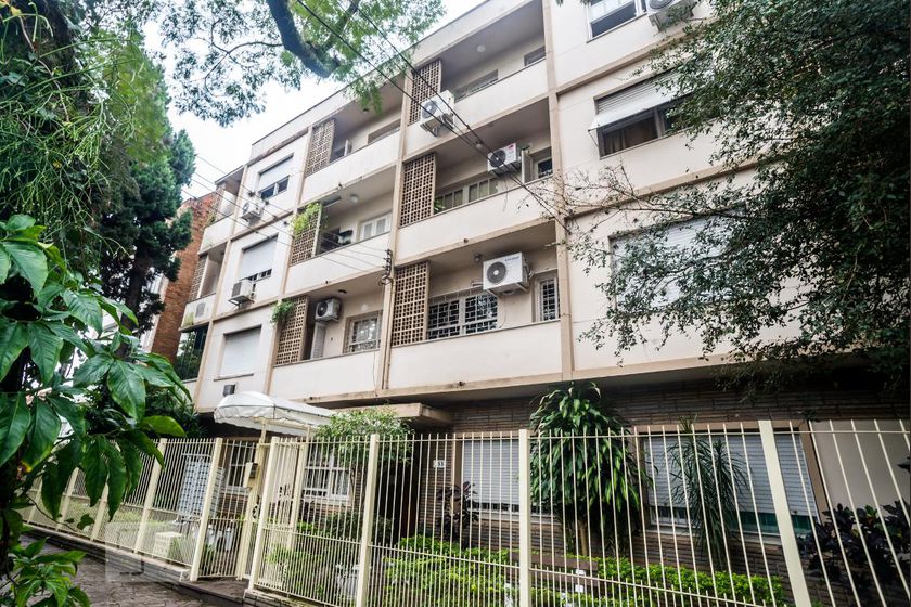 Alugue ou compre no Condomínio Arco íris Rio Branco, Porto Alegre