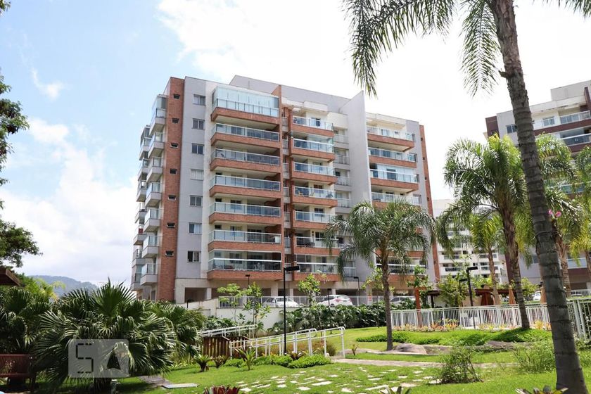 Alugue ou compre no Condomínio Alphaland Residence Club Barra da