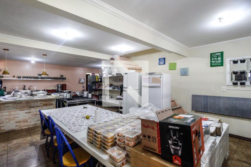 Casa, 3 quartos, 250 m² - Foto 3