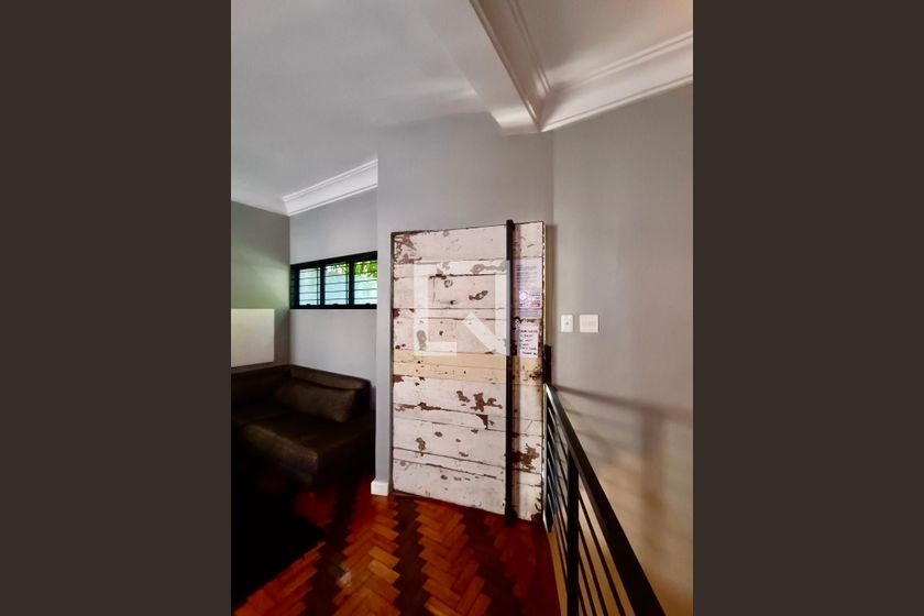 Casa, 8 quartos, 571 m² - Foto 2