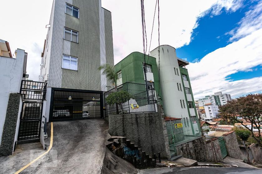 Condomínio em Rua Célia de Sousa, 231, Sagrada Família - Belo Horizonte ...