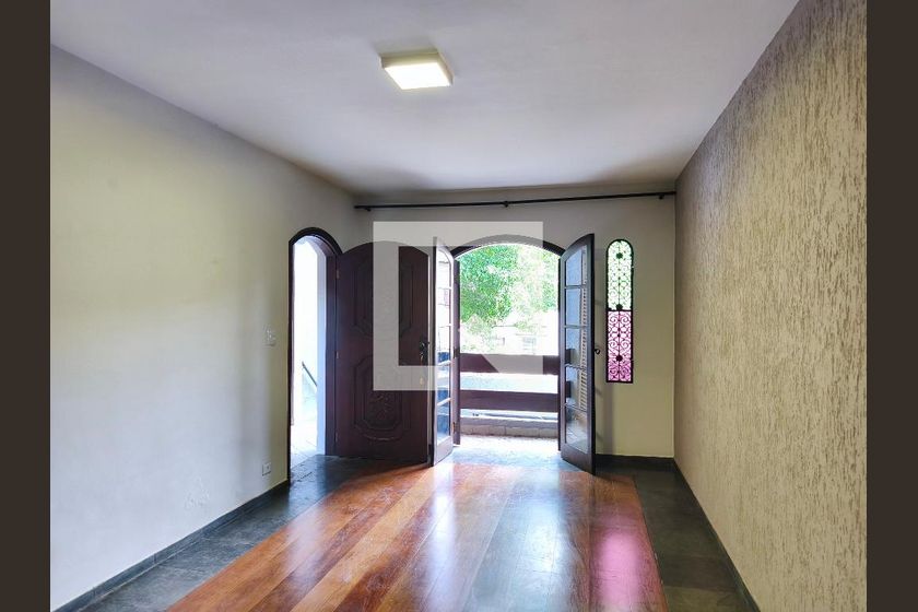 Casa, 3 quartos, 183 m² - Foto 1