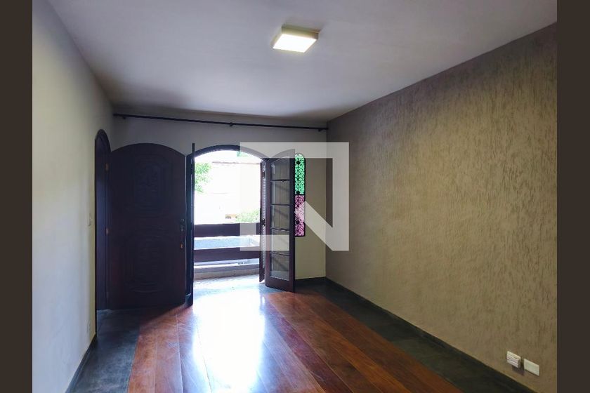 Casa, 3 quartos, 183 m² - Foto 2