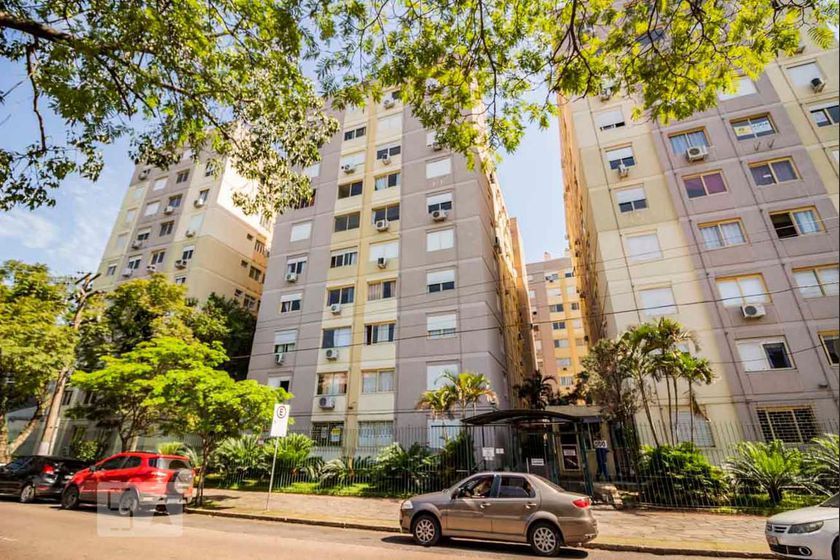 Alugue ou compre no Condomínio Conjunto Residencial Princesa Isabel