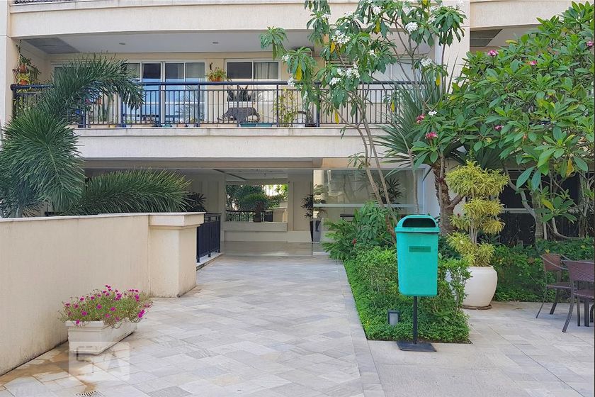 Alugue ou compre no Condomínio Península way residence Barra da