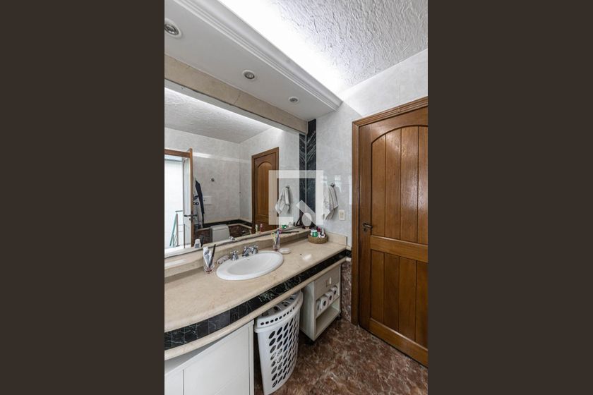 Casa, 2 quartos, 240 m² - Foto 23