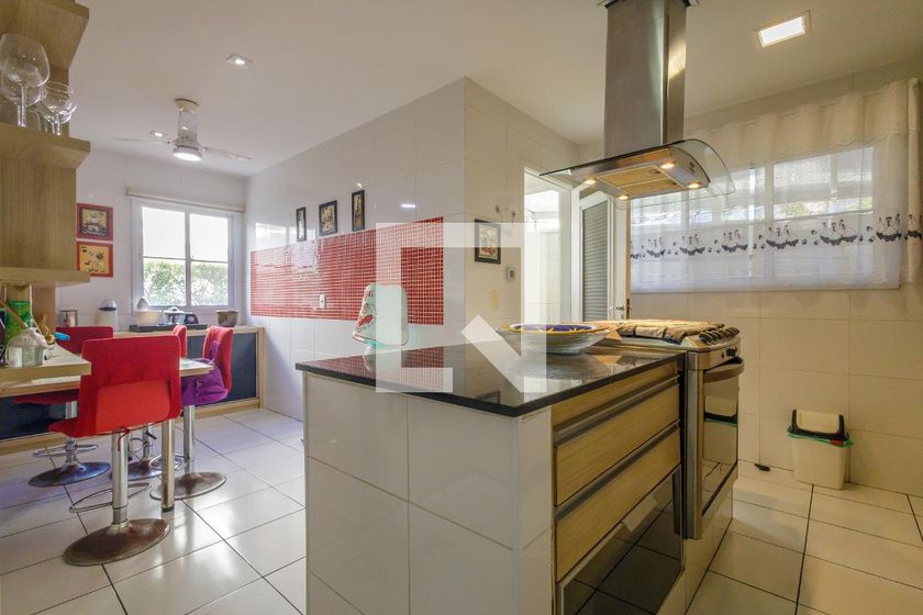 Casa, 4 quartos, 213 m² - Foto 38