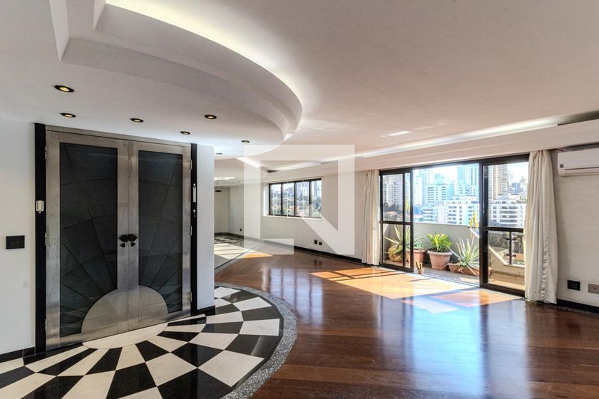 Apartamento, 3 quartos, 195 m² - Foto 2