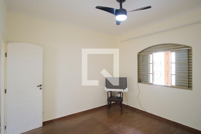 Casa, 3 quartos, 250 m² - Foto 24