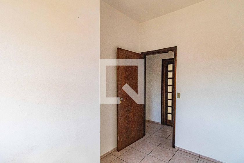 Casa, 3 quartos, 250 m² - Foto 35