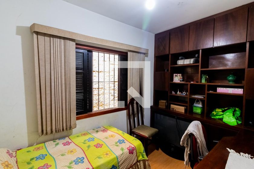 Casa, 4 quartos, 250 m² - Foto 34