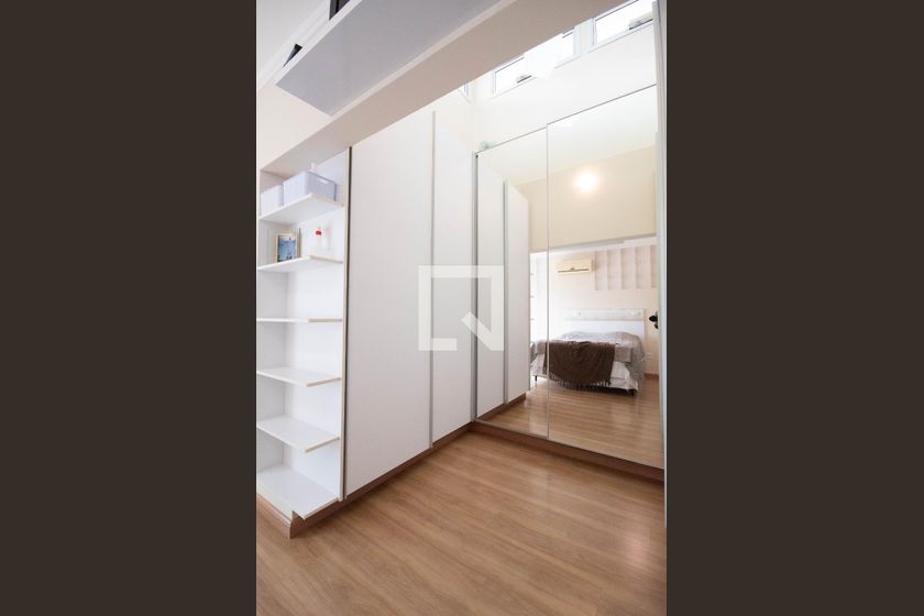 Casa, 4 quartos, 378 m² - Foto 47