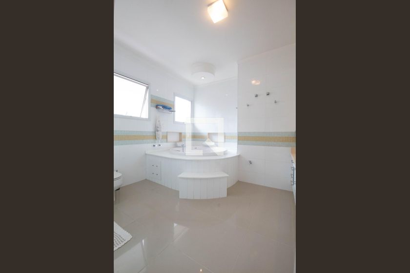 Casa, 4 quartos, 378 m² - Foto 57