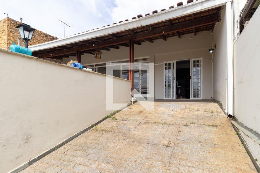 Casa à Venda - Taquaral, 4 Quartos,  210 m2 em , Campinas - sp | SoloBR