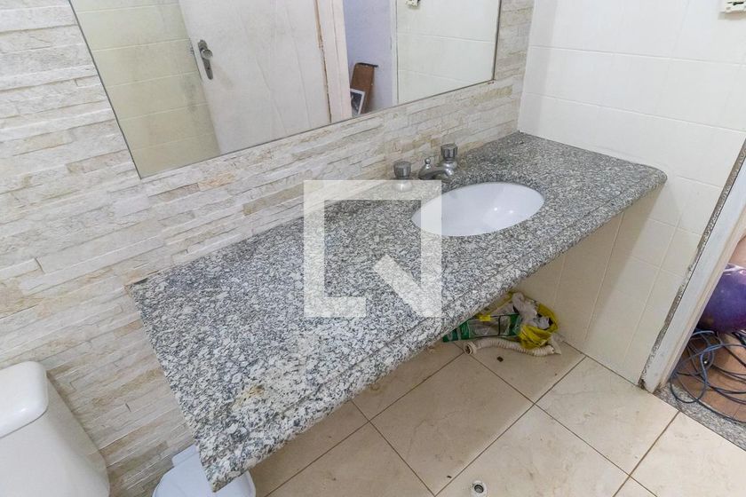 Casa à Venda - Taquaral, 4 Quartos,  210 m2 em , Campinas - sp | SoloBR