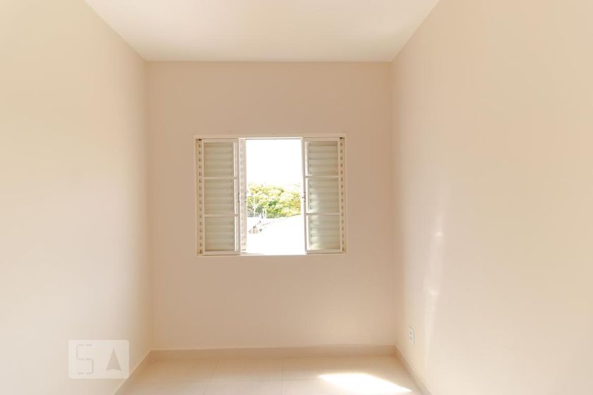 Casa à Venda - Taquaral, 3 Quartos,  200 m2 em , Campinas - sp | SoloBR