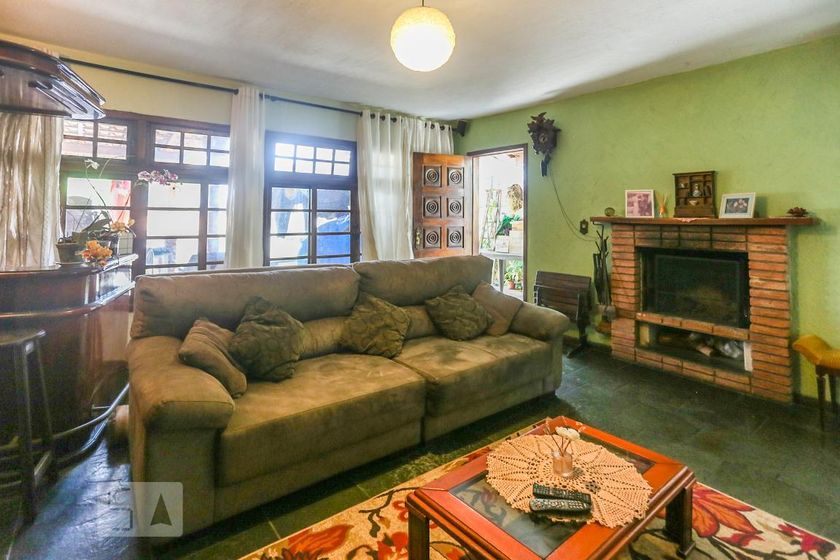 Casa, 3 quartos, 245 m² - Foto 2