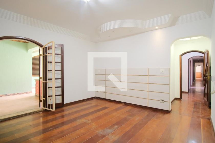 Casa, 8 quartos, 300 m² - Foto 56