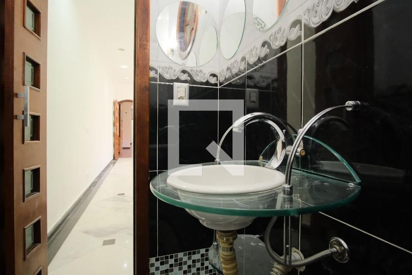 Casa, 8 quartos, 300 m² - Foto 44