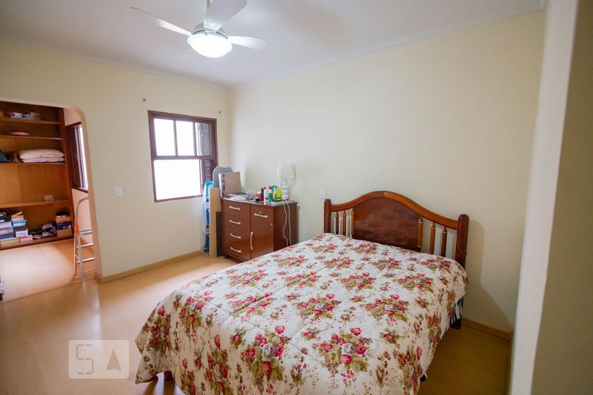 Casa, 3 quartos, 250 m² - Foto 32