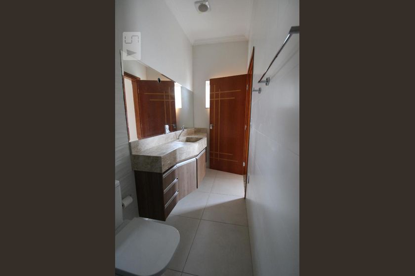 Casa à Venda - Guanabara, 4 Quartos,  650 m2 em , Campinas - sp | SoloBR