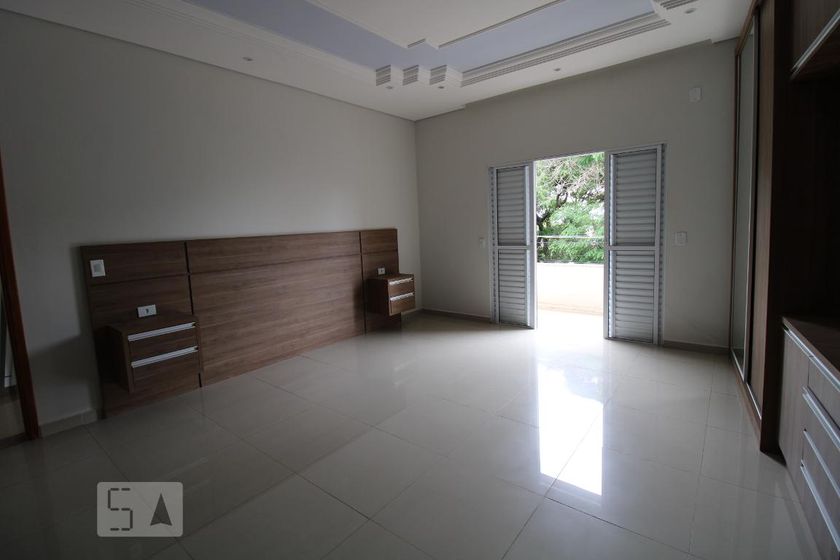 Casa à Venda - Guanabara, 4 Quartos,  650 m2 em , Campinas - sp | SoloBR