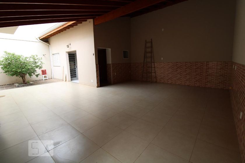 Casa à Venda - Guanabara, 4 Quartos,  650 m2 em , Campinas - sp | SoloBR
