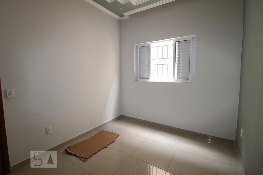 Casa à Venda - Guanabara, 4 Quartos,  650 m2 em , Campinas - sp | SoloBR