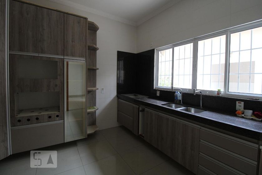 Casa à Venda - Guanabara, 4 Quartos,  650 m2 em , Campinas - sp | SoloBR