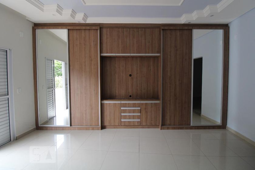 Casa à Venda - Guanabara, 4 Quartos,  650 m2 em , Campinas - sp | SoloBR