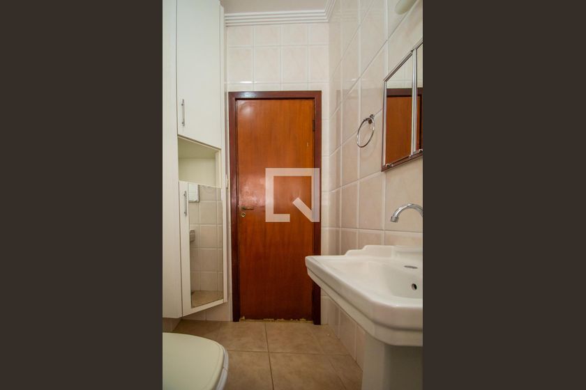 Casa à Venda - Taquaral, 3 Quartos,  312 m2 em , Campinas - sp | SoloBR