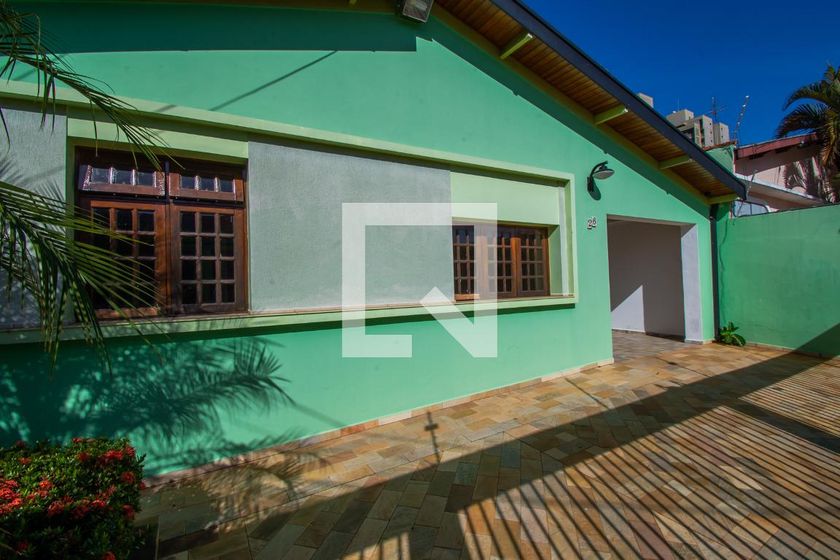 Casa à Venda - Taquaral, 3 Quartos,  312 m2 em , Campinas - sp | SoloBR