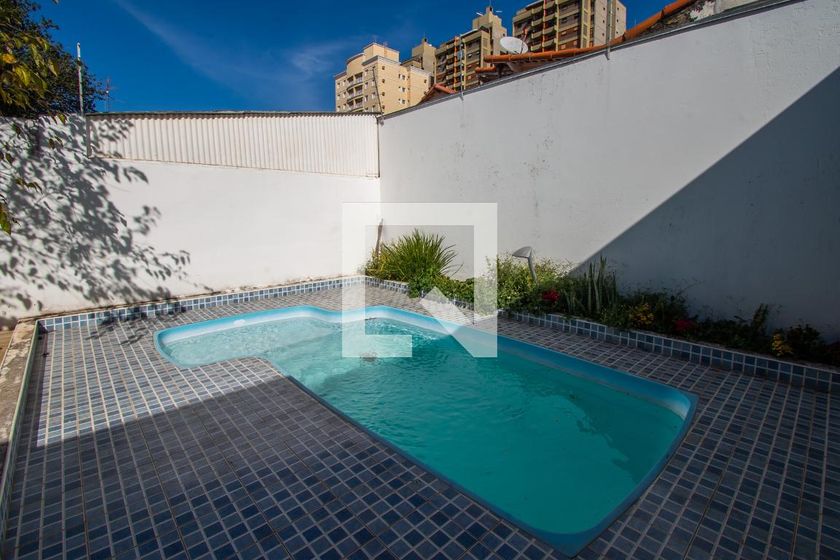 Casa à Venda - Taquaral, 3 Quartos,  312 m2 em , Campinas - sp | SoloBR