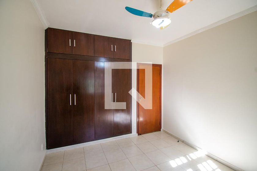 Casa à Venda - Taquaral, 3 Quartos,  312 m2 em , Campinas - sp | SoloBR