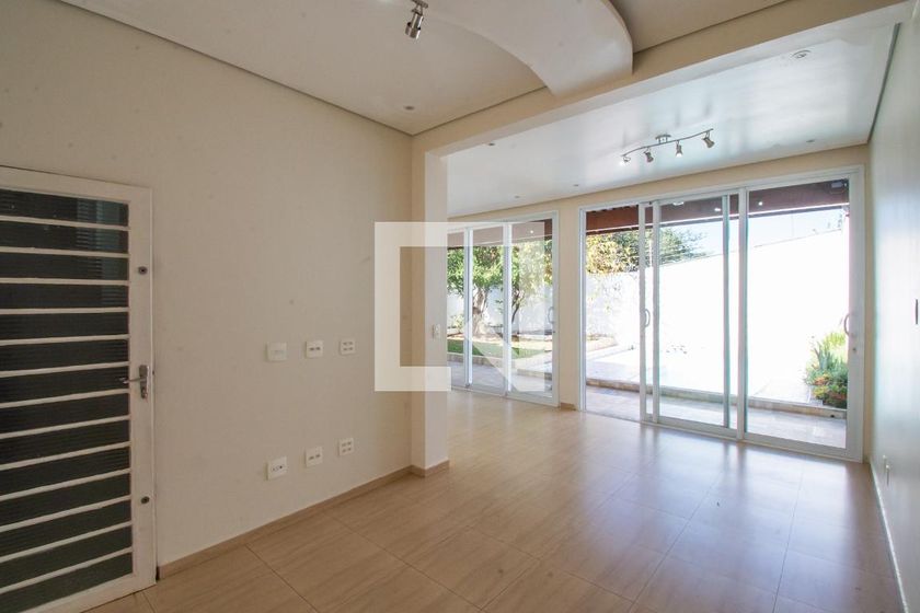 Casa à Venda - Taquaral, 3 Quartos,  312 m2 em , Campinas - sp | SoloBR