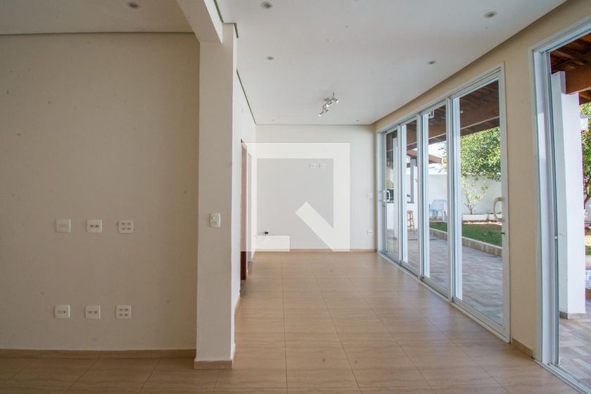 Casa à Venda - Taquaral, 3 Quartos,  312 m2 em , Campinas - sp | SoloBR