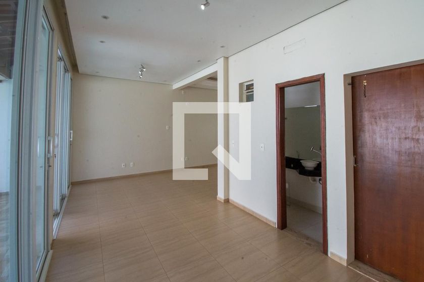 Casa à Venda - Taquaral, 3 Quartos,  312 m2 em , Campinas - sp | SoloBR