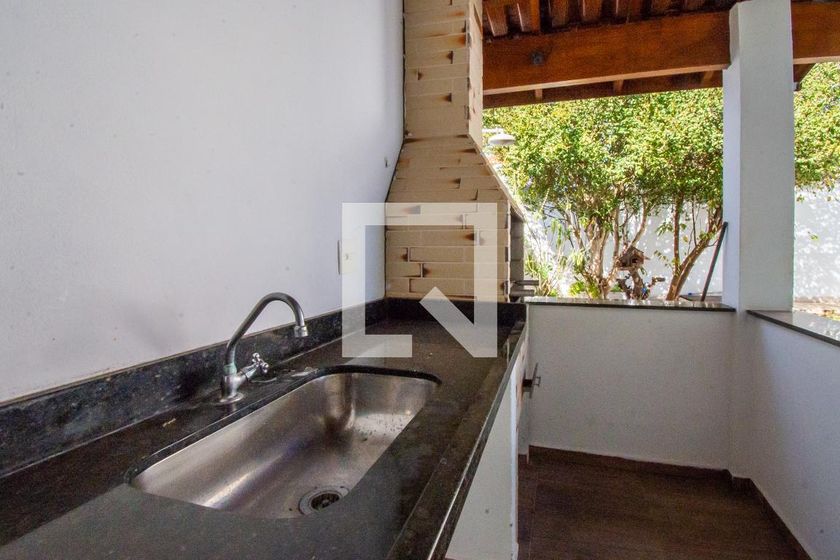 Casa à Venda - Taquaral, 3 Quartos,  312 m2 em , Campinas - sp | SoloBR