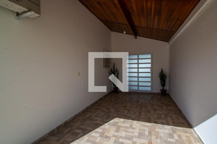 Casa à Venda - Taquaral, 3 Quartos,  312 m2 em , Campinas - sp | SoloBR