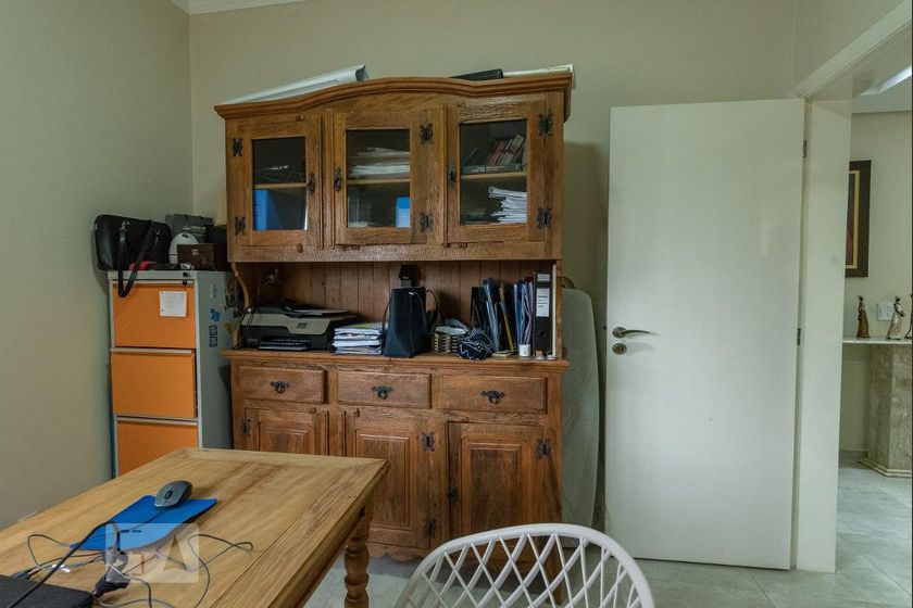 Casa à Venda - Swiss Park, 4 Quartos,  320 m2 em , Campinas - sp | SoloBR