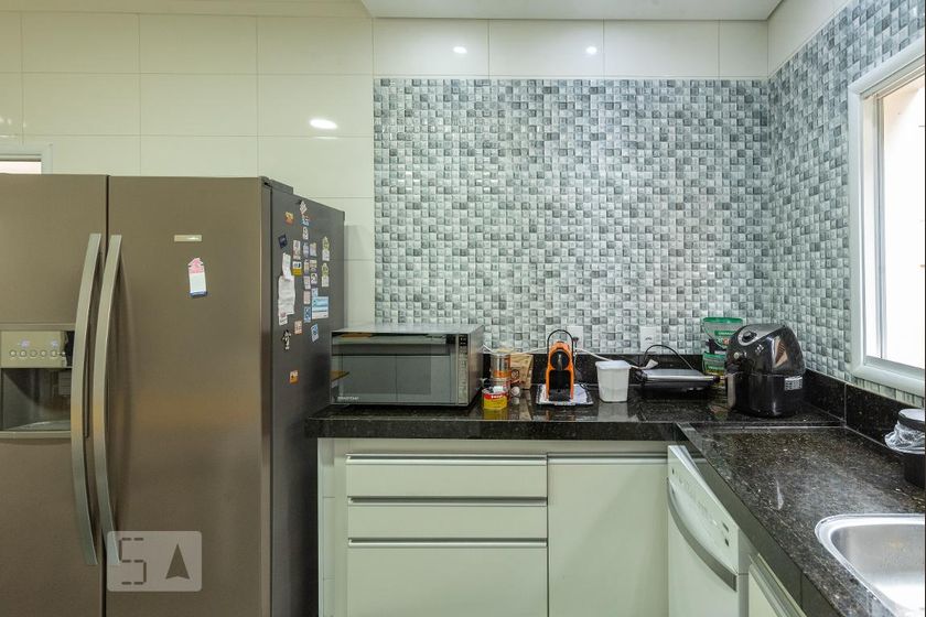Casa à Venda - Swiss Park, 4 Quartos,  320 m2 em , Campinas - sp | SoloBR