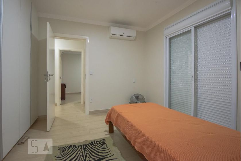 Casa à Venda - Swiss Park, 4 Quartos,  320 m2 em , Campinas - sp | SoloBR