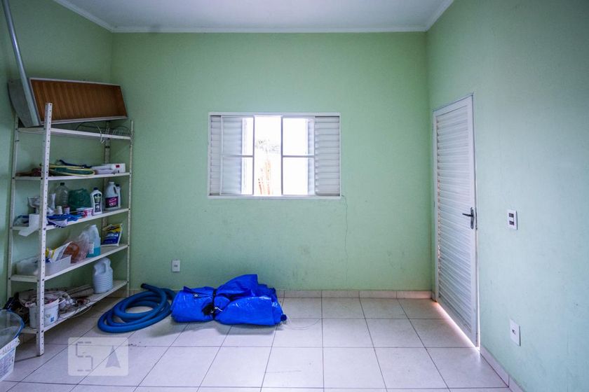 Casa à Venda - Vila Brandina, 1 Quarto,  688 m2 em , Campinas - sp | SoloBR