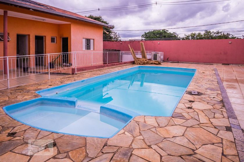 Casa à Venda - Vila Brandina, 1 Quarto,  688 m2 em , Campinas - sp | SoloBR