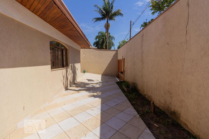 Casa, 5 quartos, 330 m² - Foto 47