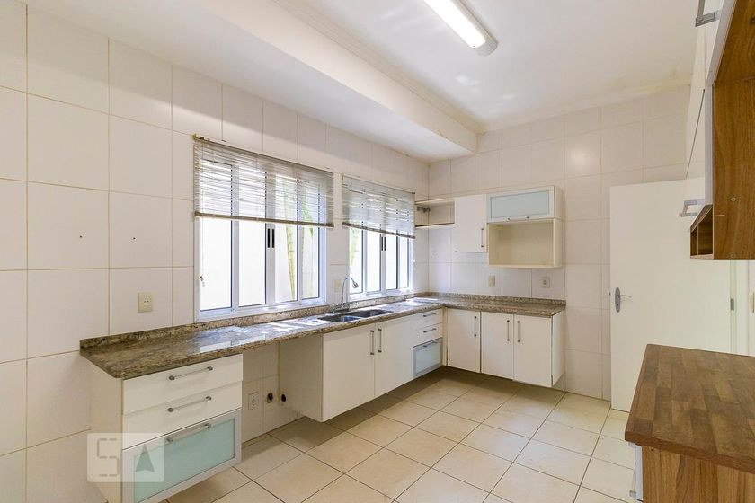 Casa à Venda - Lot. Alphaville Campinas, 4 Quartos,  425 m2 em , Campinas - sp | SoloBR