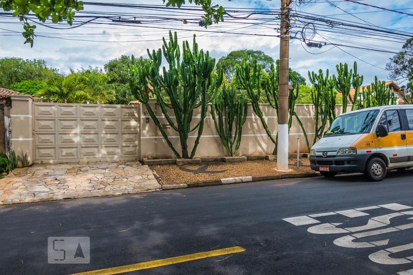 Casa à Venda - Mansões Santo Antônio, 4 Quartos,  480 m2 em , Campinas - sp | SoloBR